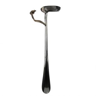 Shoe-horn golf putter